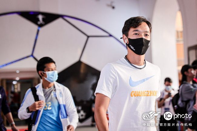 围裙室：美味的服务2-2020
